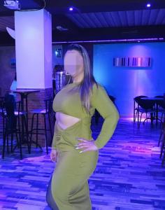 Chica busca chico en Huelva: 