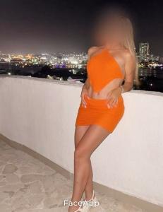 Chica busca chico en Sevilla: 
