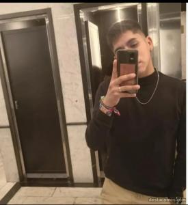 623064094: Chico busca chica en Madrid