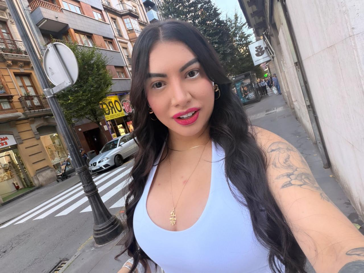 677329355: Transexual en Asturias