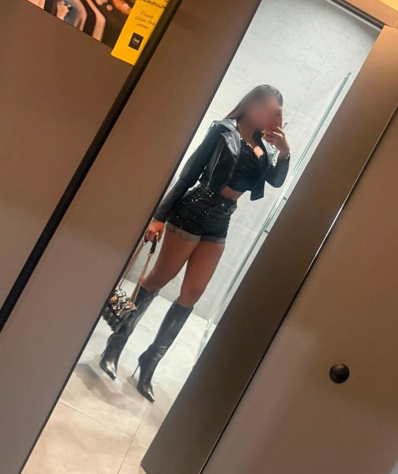 610752392: Chica busca chico en Mallorca