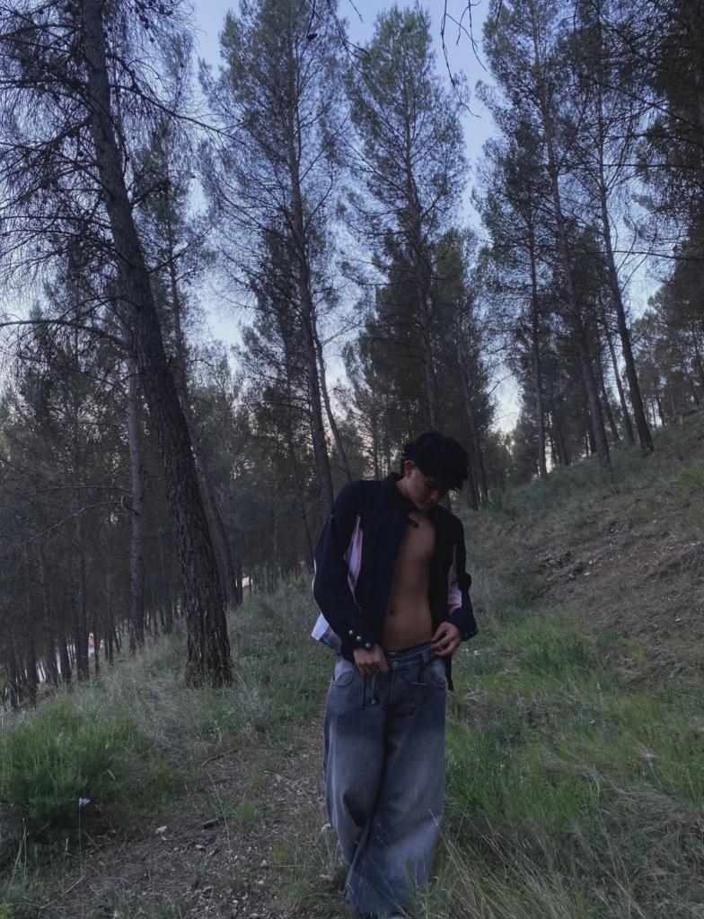 643434465: Chico busca chica en Cuenca