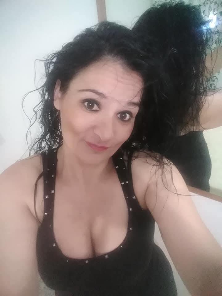 Chica busca chico en Sevilla: 