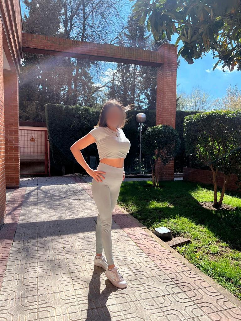 614986366: Chica busca chico en Orense