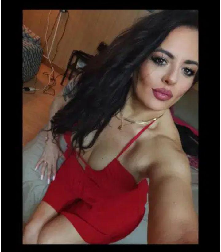 631858612: Chica busca chico en Murcia