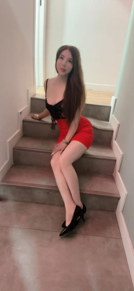 675444567: Chica busca chico en Madrid