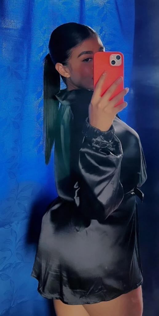 692496803: Chica busca chico en Valencia