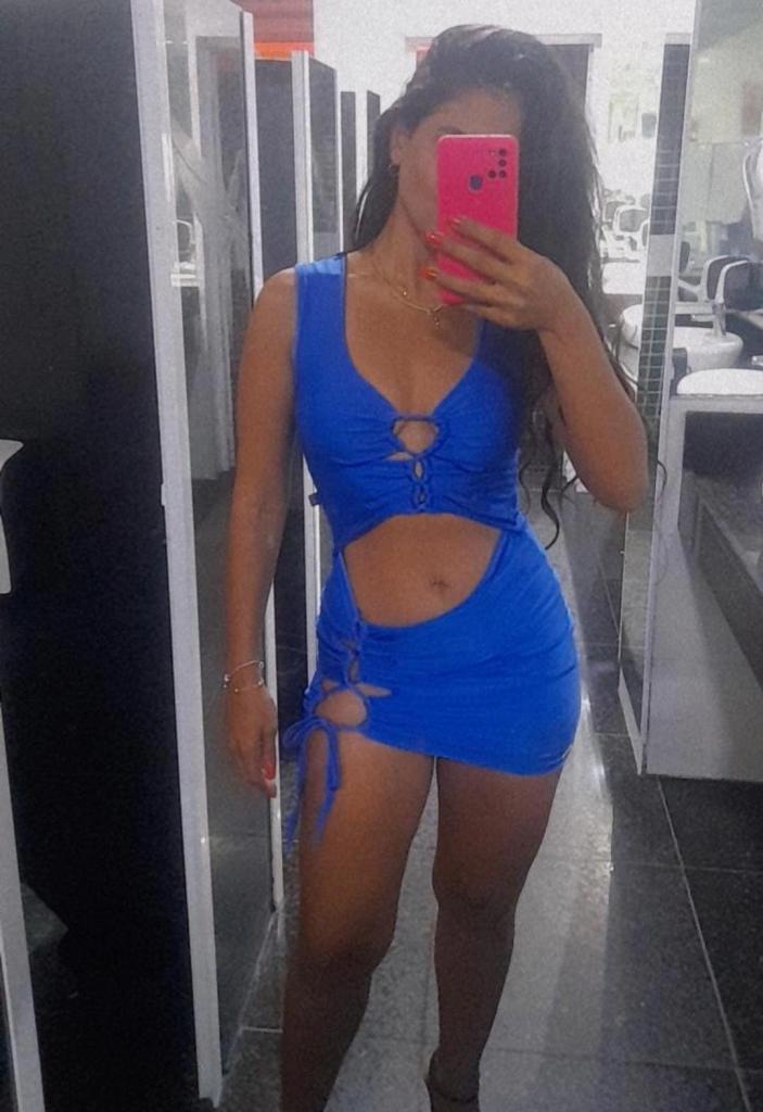 Chica busca chico en Cádiz: 
