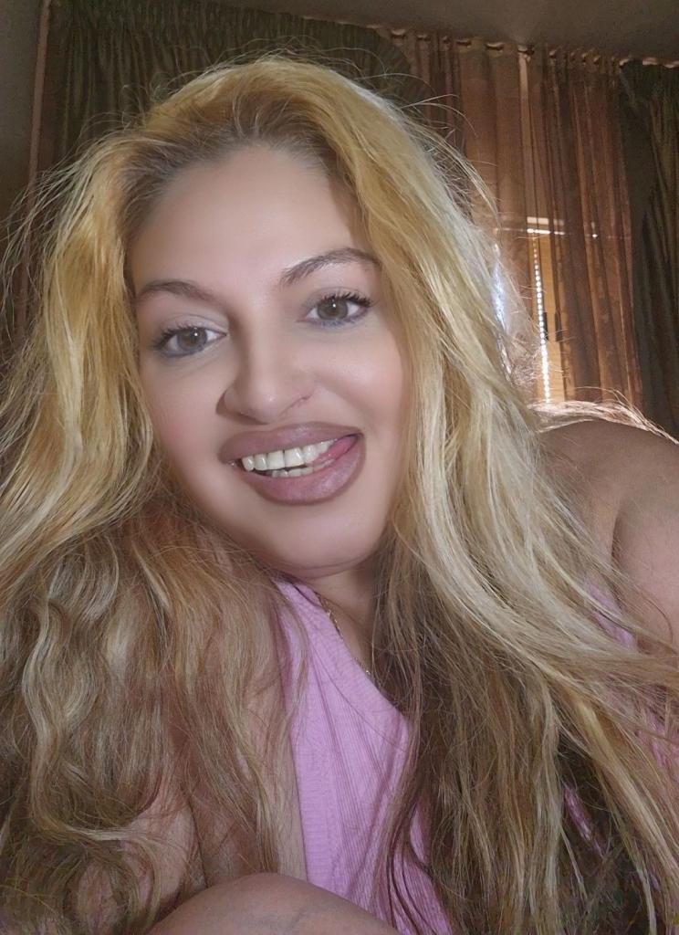 632907915: Chica busca chico en Asturias