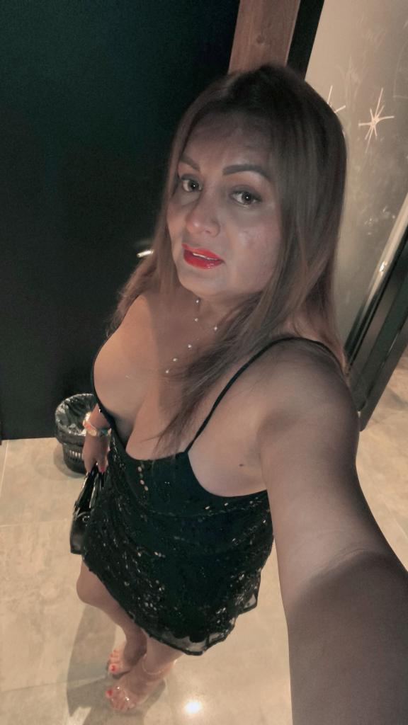 Chica busca chico en Cádiz: Chica busca chico