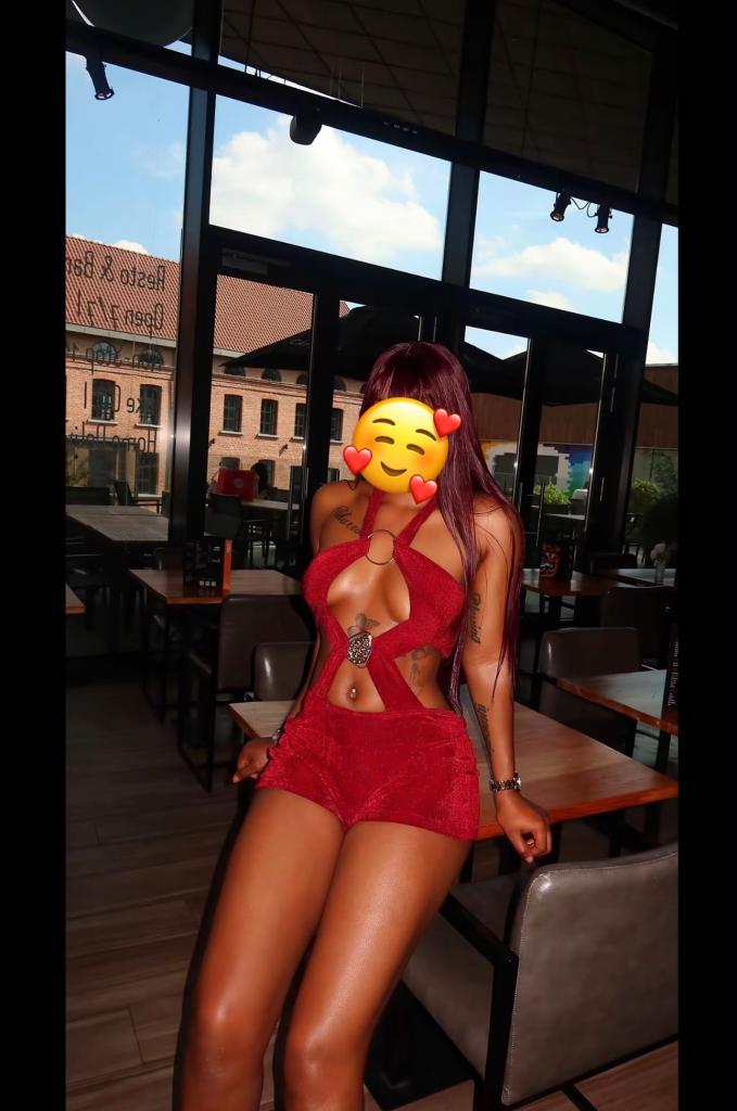 643590796: Chica busca chico en Madrid