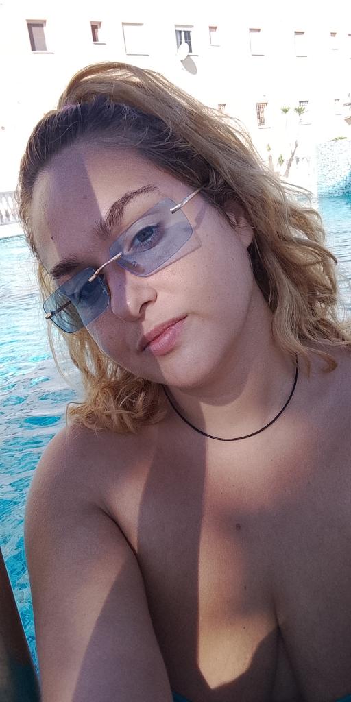 642538165: Chica busca chico en Murcia