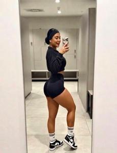 624368669: Chica busca chico en Madrid