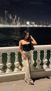 613974468: Chica busca chico en Alicante