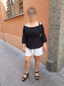 698306727: Chica busca chico en Gerona
