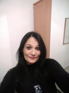 627174249: Chica busca chico en Sevilla