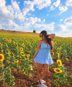 614413537: Chica busca chico en Valencia