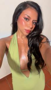 610322400: Chica busca chico en Ibiza