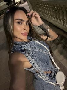 632201041: Chica busca chico en Zaragoza