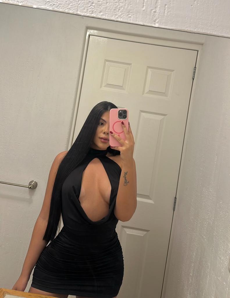 663656846: Chica busca chico en Lérida