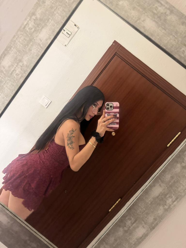 678667377: Travesti en Cádiz