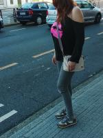 631481242: Chica busca chico en Ceuta