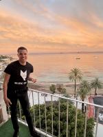 621099363: Chico busca chica en Valencia