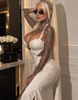 663177608: Chica busca chico en Barcelona