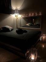 604129435: Chica busca chico en Sevilla