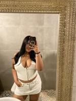 656861899: Chica busca chico en Gerona