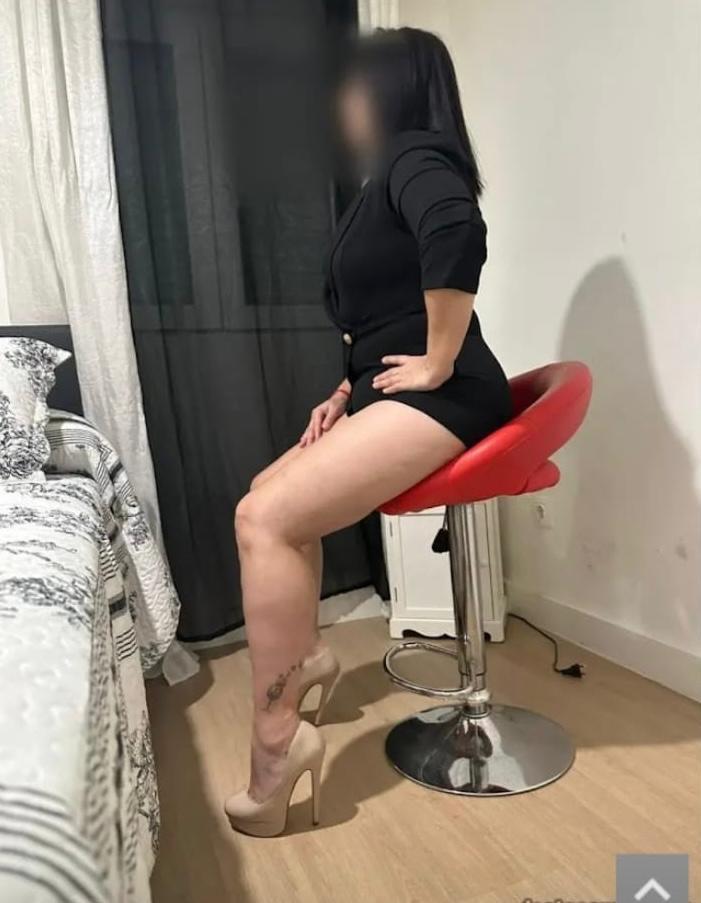 Chica busca chico en Sevilla: 