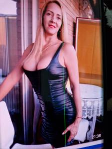 672874493: Chica busca chico en Tarragona