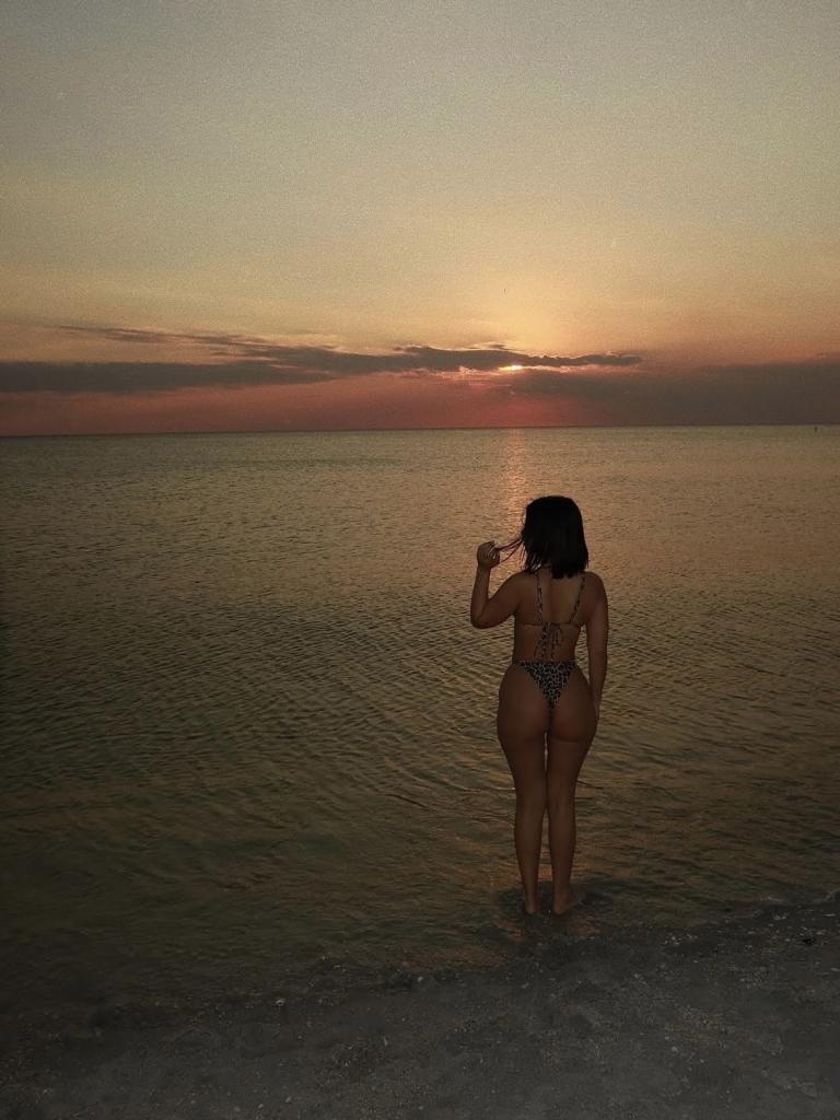 Chica busca chico en Tenerife: 