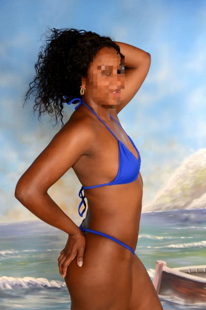 Chica busca chico en Alicante: 