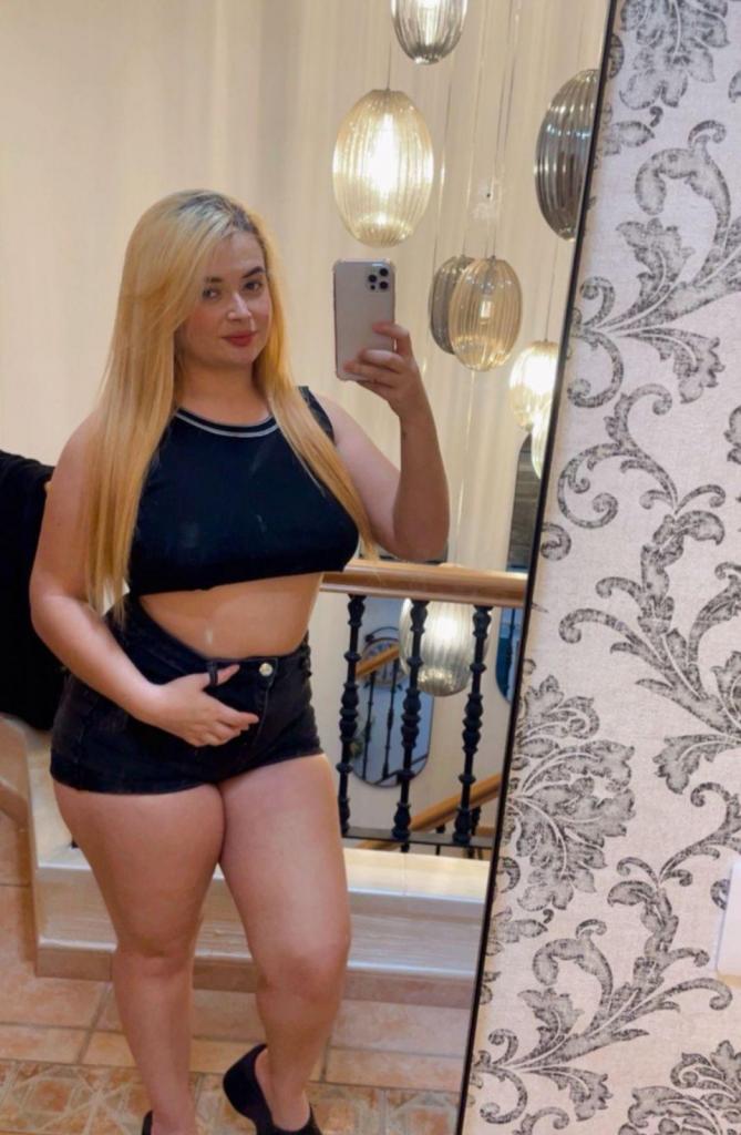 Chica busca chico en Formentera: 