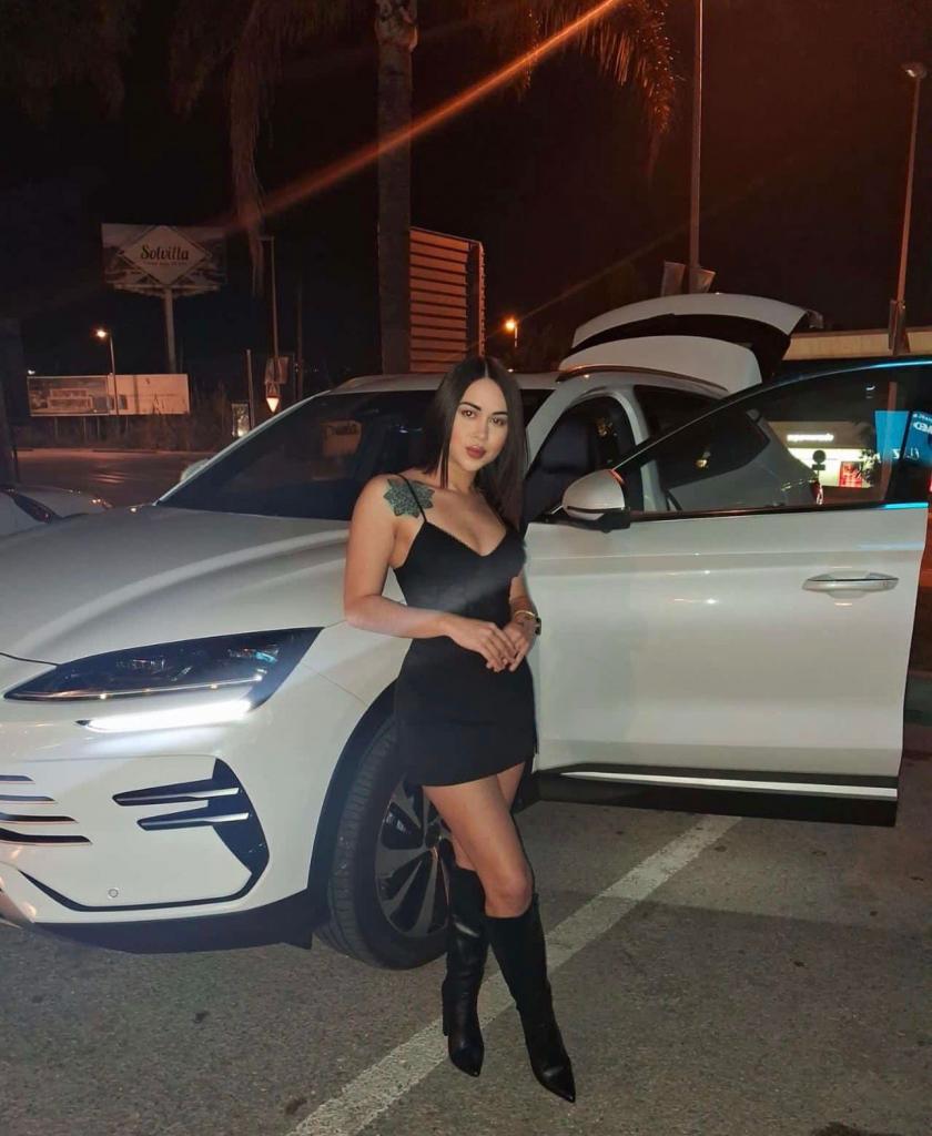 Chica busca chico en Barcelona: 