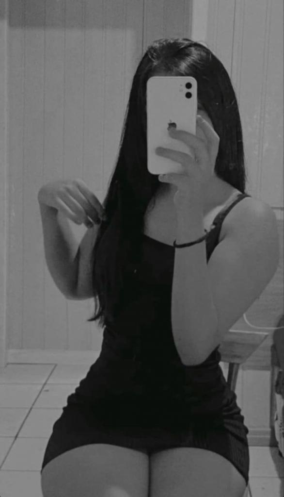 Chica busca chico en Málaga: Chica busca chico