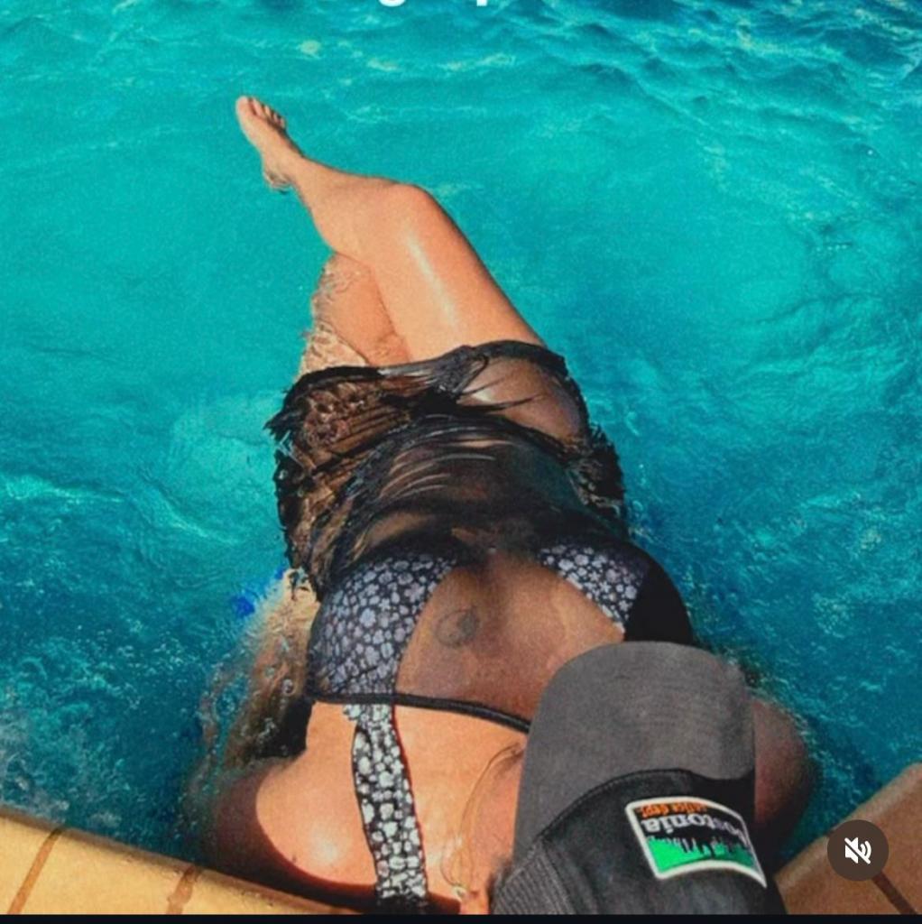 631168270: Chica busca chico en Barcelona