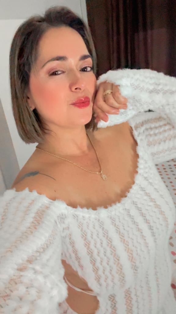 Chica busca chico en Huelva: Chica busca chico