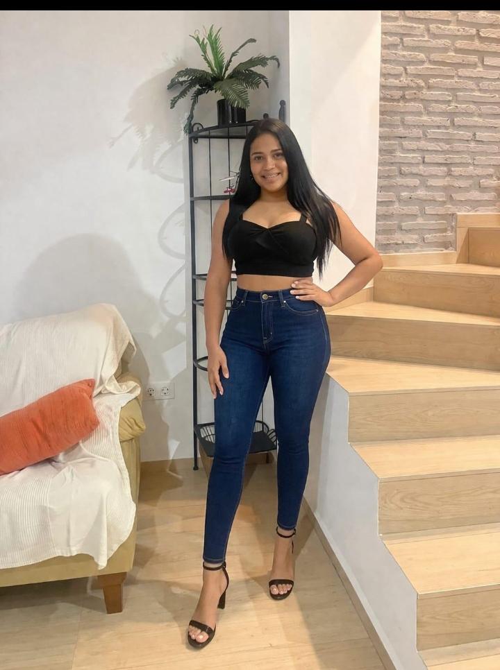 Chica busca chico en Cádiz: 