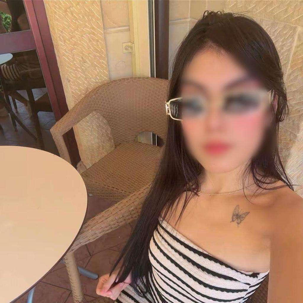 Chica busca chico en La Coruña: 