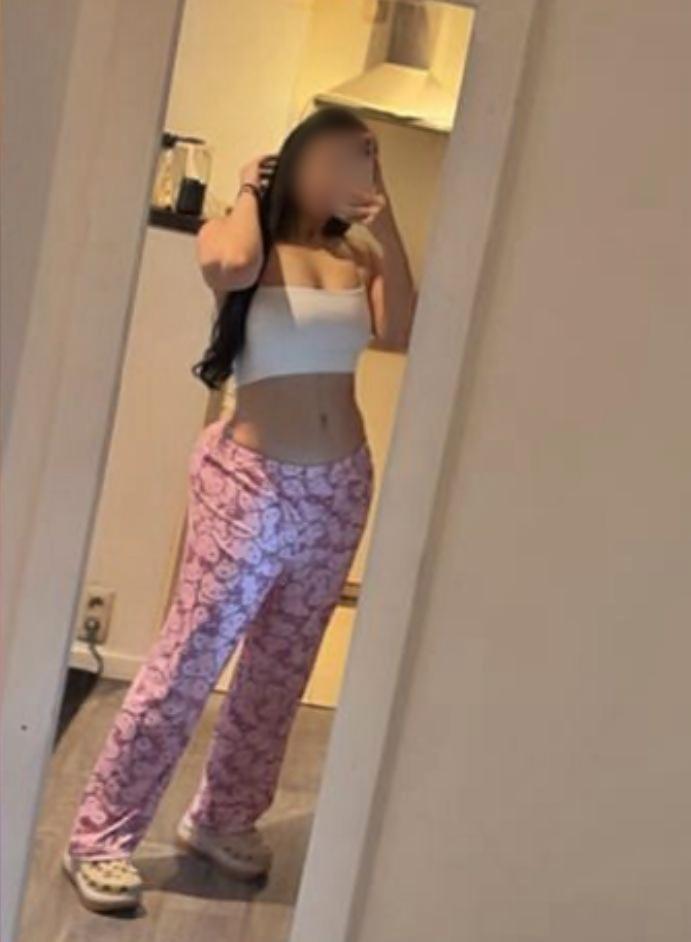 Chica busca chico en Tenerife: 