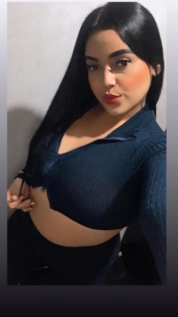 Chica busca chico en Almería: Chica busca chico