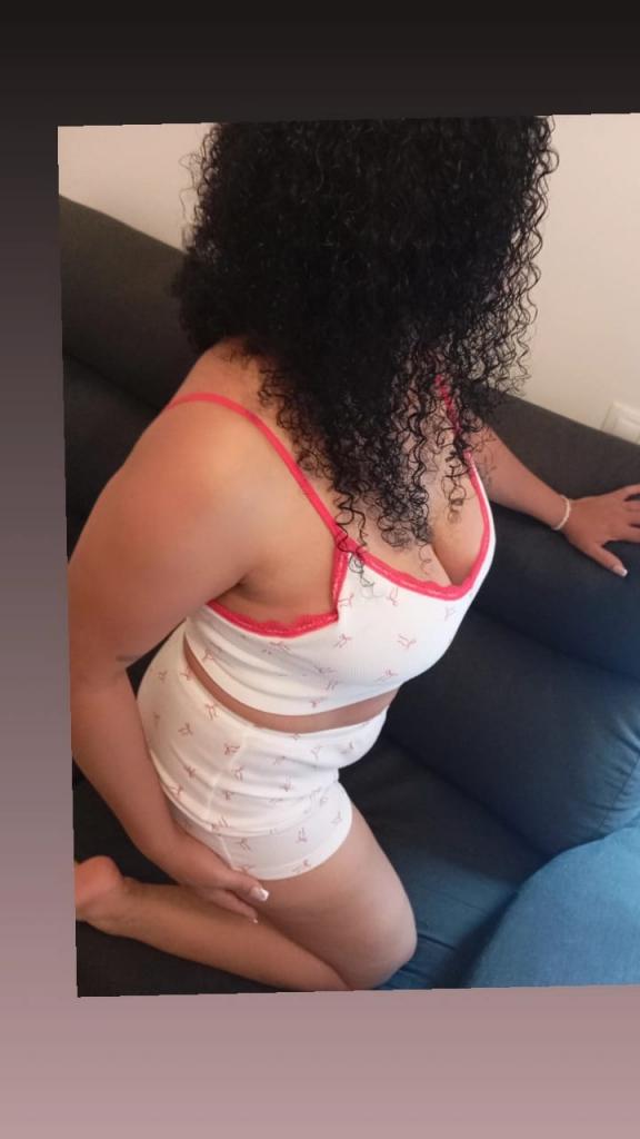 Chica busca chico en Barcelona: 