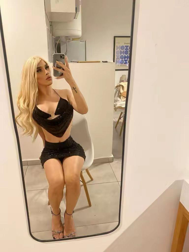 614990397: Travesti en Madrid