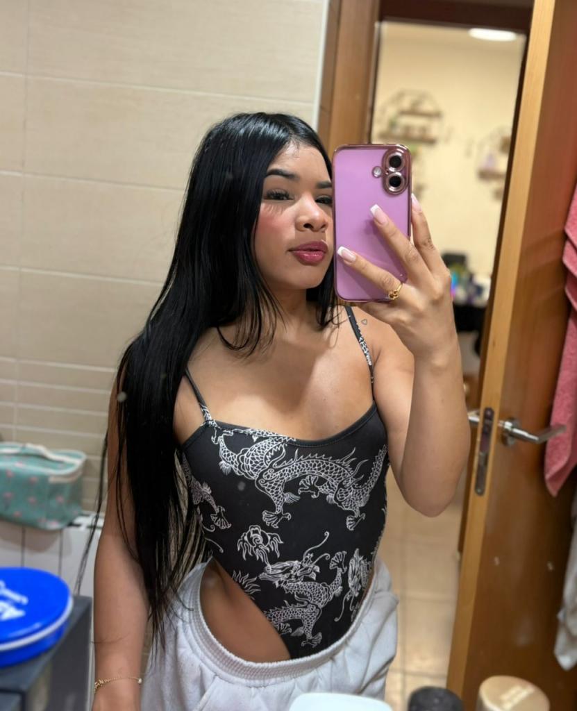 Chica busca chico en Granada: 