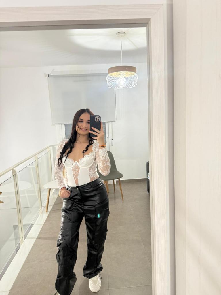 Chica busca chico en Castellón: 