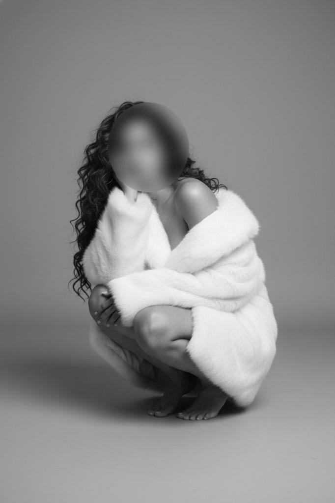 604144781: Chica busca chico en Mallorca