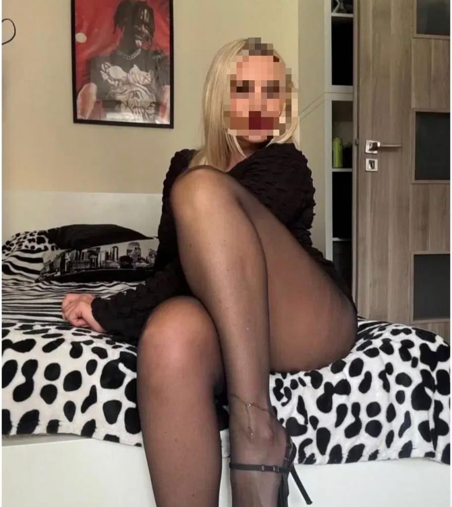 Chica busca chico en Menorca: 