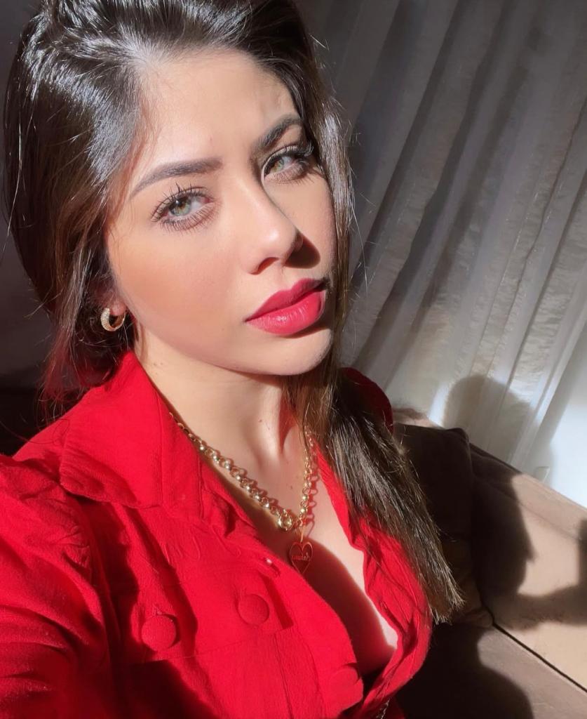 604392381: Chica busca chico en Badajoz